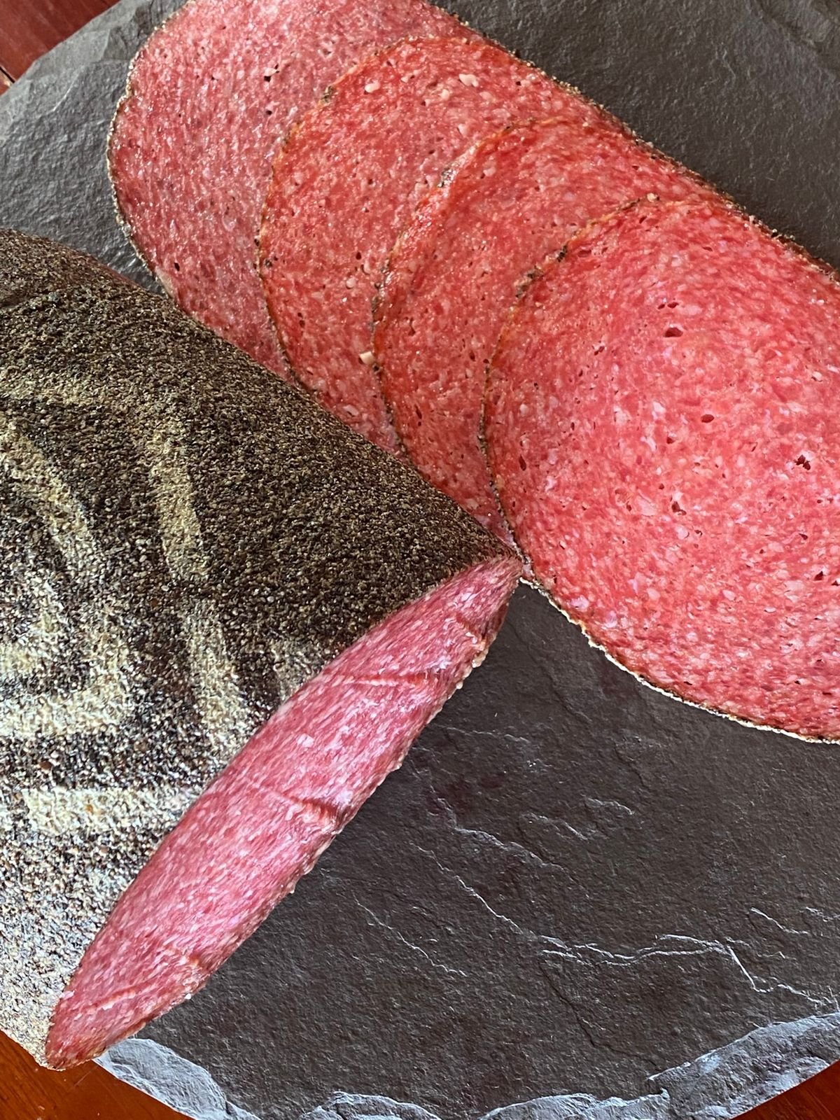 Salame Com Pimenta do Reino Casaponsa